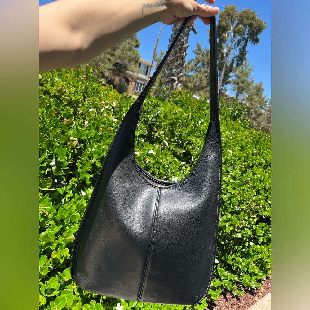 Vintage Coach XL Ergo Zip 9026